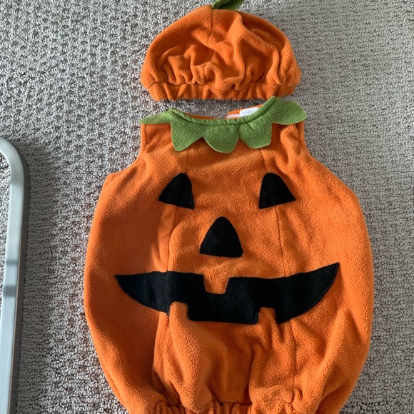 Pottery Barn Kids Costumes Pottery Barn Kids Pumpkin Costume Poshmark
